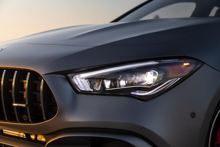 Детали экстерьера Mercedes-AMG CLA45 4Matic+ (C118) 2019 года  (NA) (фото 17 из 73)